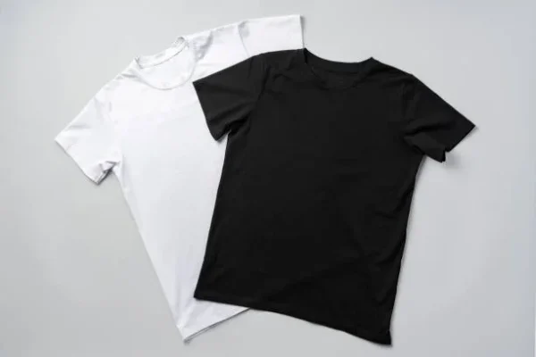 WhatsApp-Image-2025-11-19-at-14.32.26 T-shirt basique unisexe coton doux